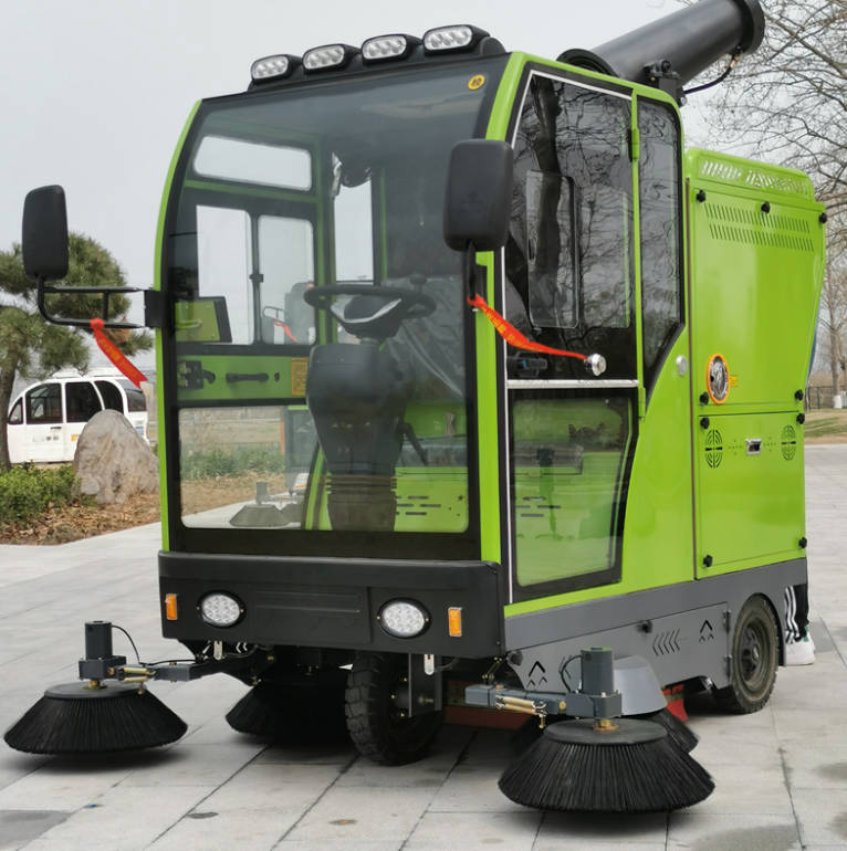 广东道路清洁广泛应用电动环卫清扫车