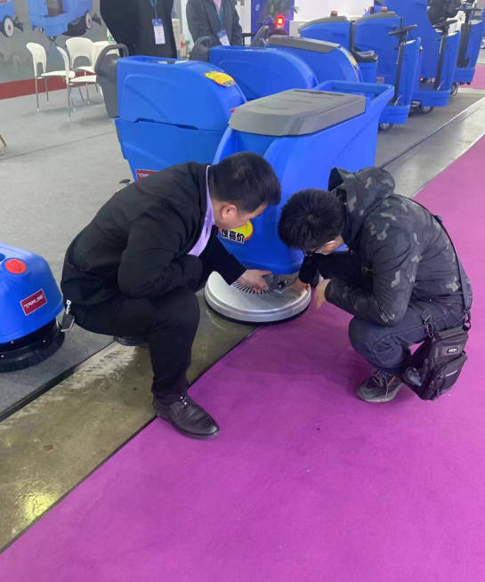 广东小型电动洗地机是否适合用于环卫保洁